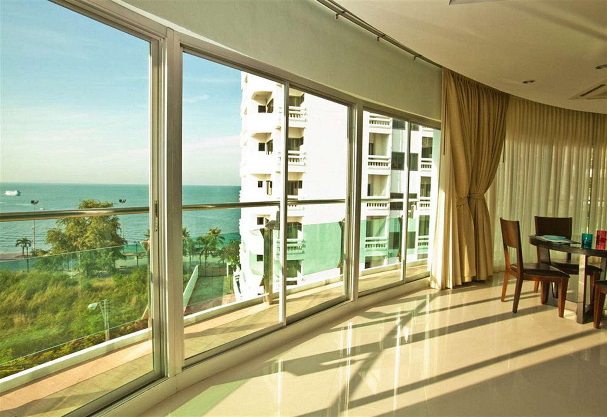 Royal Beach View Pattaya Zewnętrze zdjęcie